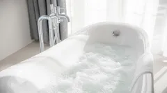 Tämä keksintö järkytti kylpylöitä: edullinen laite muuttaa minkä tahansa kylvyn luksusjacuzziksi