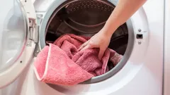 Näin pyyhkeet oikeasti pestään – 90 % tekee sen väärin
