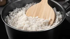 Täydellisen irtonaisen riisin keittäminen – näin onnistut aina
