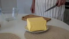 Minkä voin syömistä kannattaa välttää: miten erottaa oikea voi margariinista