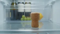 Viinipullojen korkit jääkaapissa: miksi ne sinne laitetaan ja miksi se on suositeltavaa